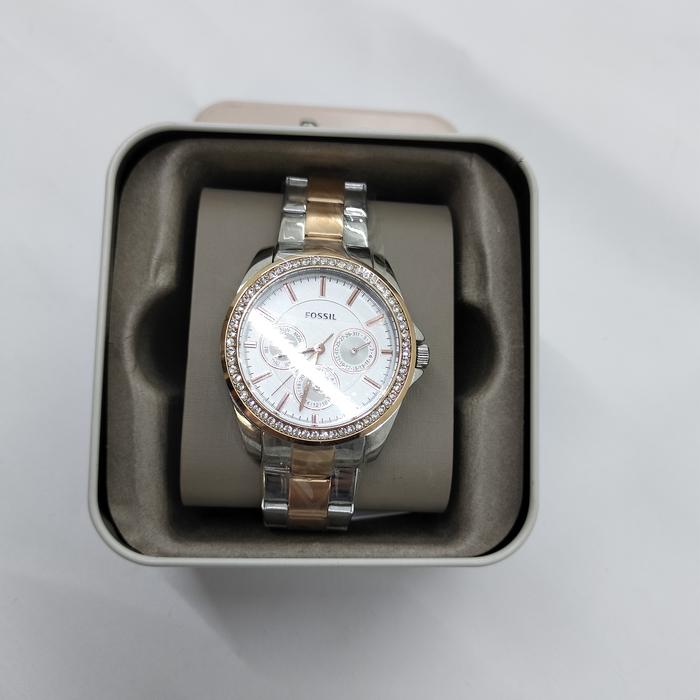Jam Tangan Wanita BQ3420 Janice Multifunction Two-Tone Stainless