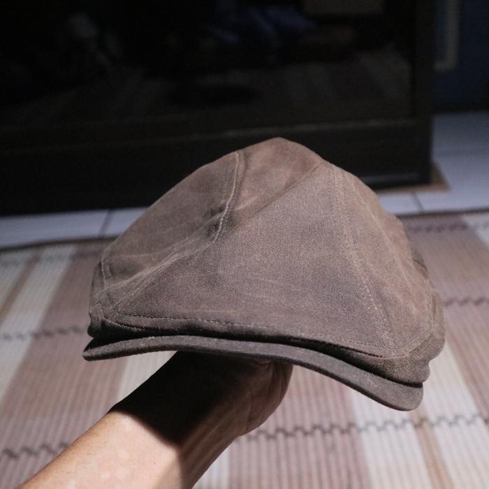 Topi Flat Datar KLEIN PLUS HONME