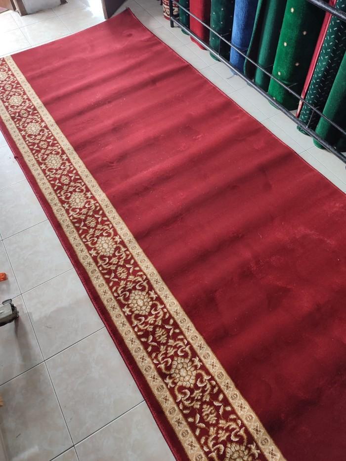 Al Hilal Karpet Masjid Meteran Tebal Hijau LHMC Merah Polos