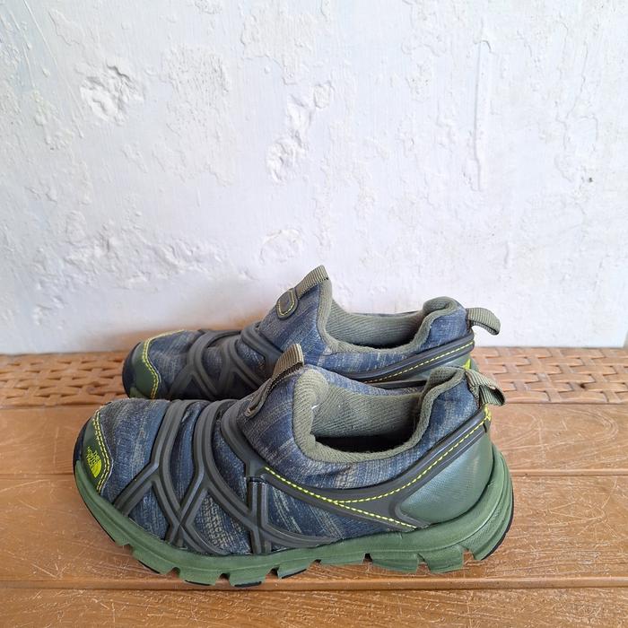 Sepatu anak second ORI The north face size 31