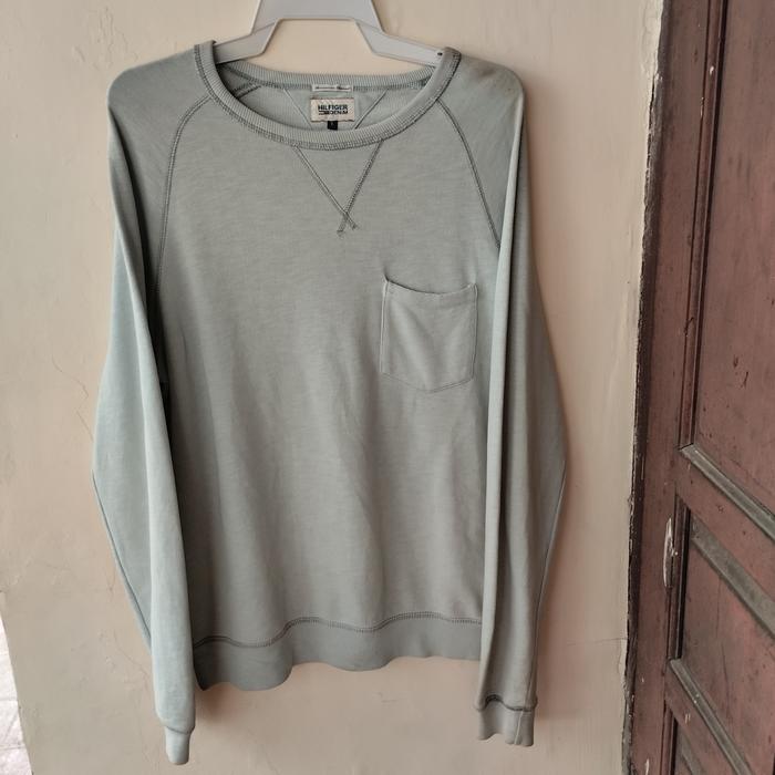 Tommy Hilfiger Sweater Cropneck dengan Pocket - Ukuran L - Kondisi 9,5/10 Hoodie Wanita Pria Zipper