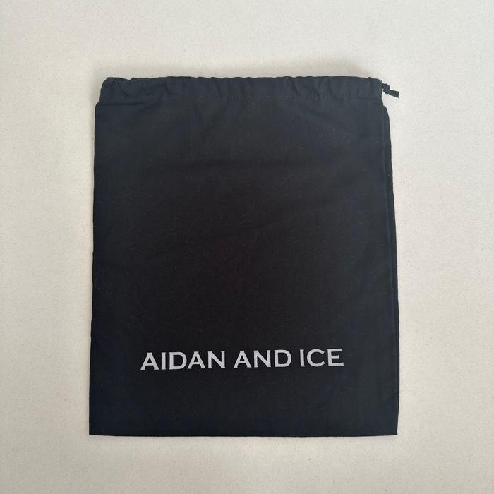 Aidan and ice dustbag dust bag