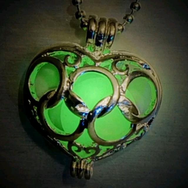 Kalung Oil Glow In The Dark Silver Aromatherapy Essential Necklace YL