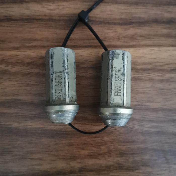 enkei lug nut