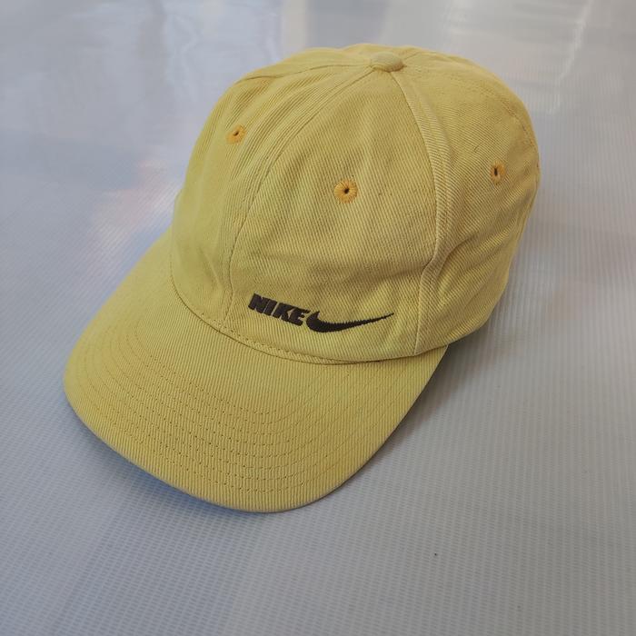 Nike Vintage Snapback Logo Scripted