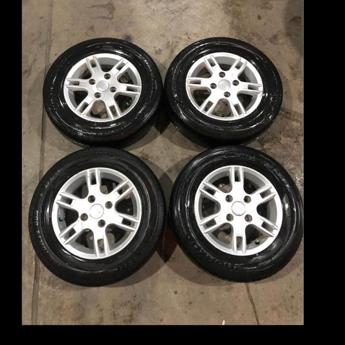 velg mobil xenia ring 14 velg copotan ori xenia bekas/second plus ban