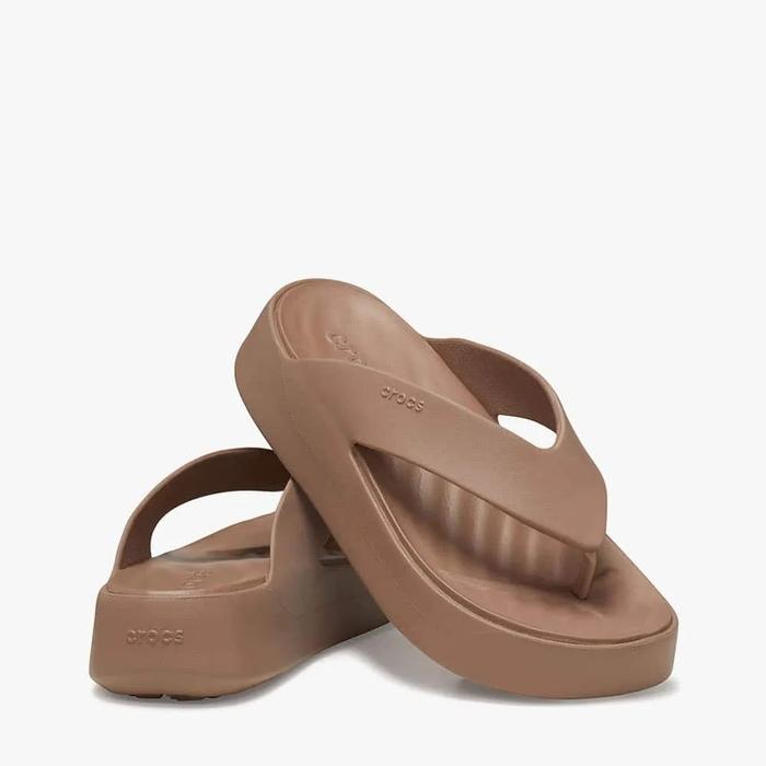 Crocs Getaway Platform Flip Women Sandal - Latte