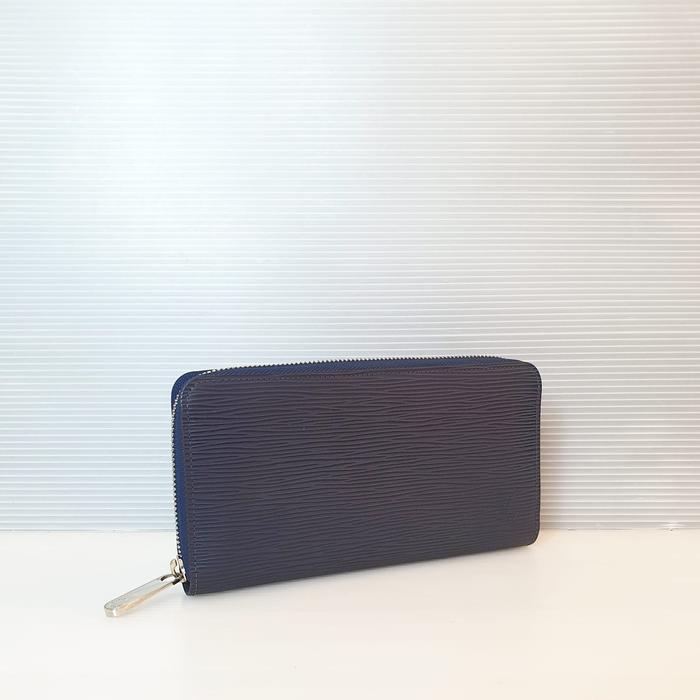 Preloved Lv wallet epi blue navy 2013 (Dompet Lv epi blue navy second)