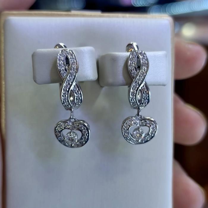 anting berlian Eropa asli kd 21 berat 7.3 gr ,  0.70 crt