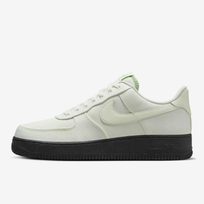 sepatu sneaker nike air force 1 07 LV8 FJ4160 002 original