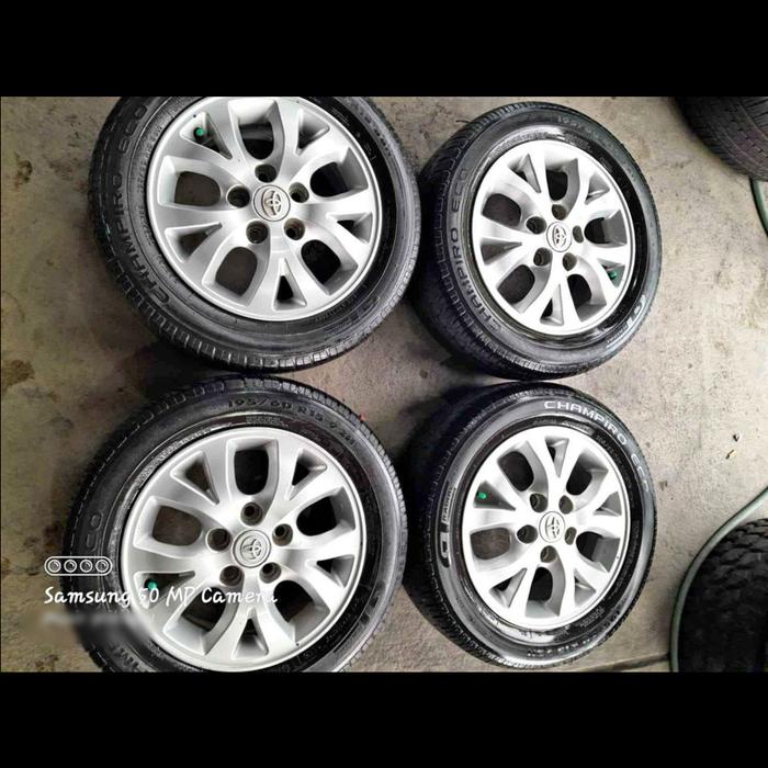 velg mobil innova ring 15 pcd 5x114,3 velg second/bekas innova r15