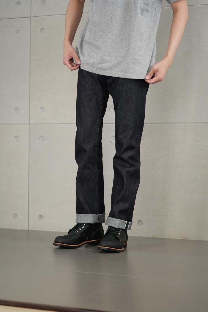 The Unbranded UB301 Straight Fit - 14.5oz Indigo Selvedge Denim