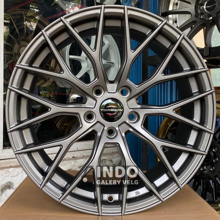 velg mobil r18. Torsion wheels Volta Original utk Innova, Alphard, CRV