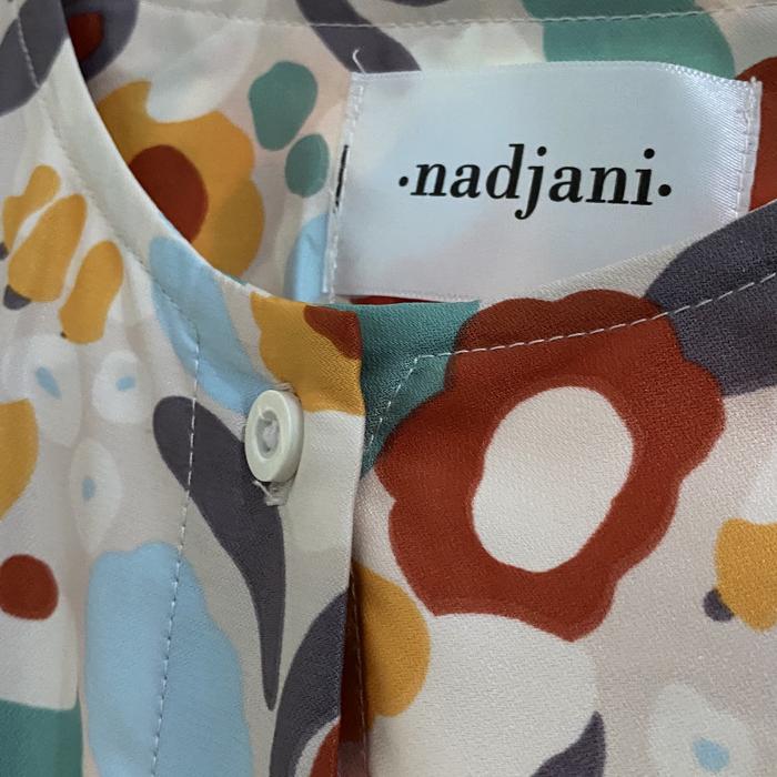 Nadjani Flower White Limited Edition