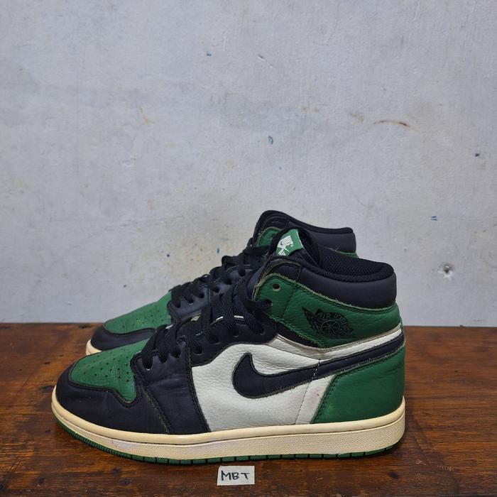 Sepatu second ORI Aj 1 high pine green size 40