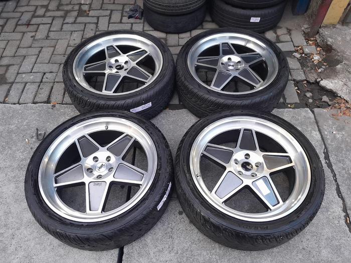 velg hsr vintage r22 pcd 5x114 ban yokohama 265 40 R22 harier, crv