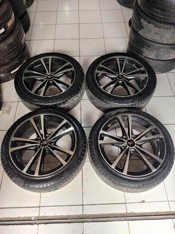 Velg Mobil Bekas Ertiga Luxio Brv Terios Camry RACING DAIHATSU R17