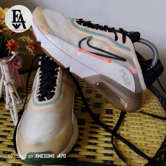 Nike air max 2090 pure platinum size  40