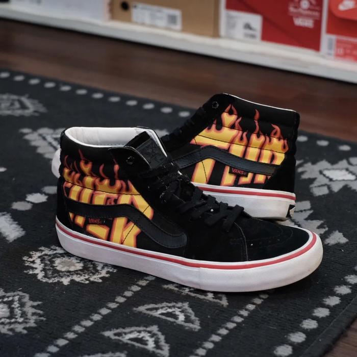 Vans Sk8 Hi Pro x Thrasher Flames