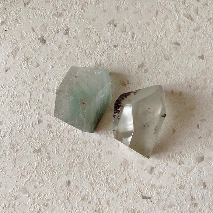 Garden quartz / lodolite / thousand layer natural crystal freeform