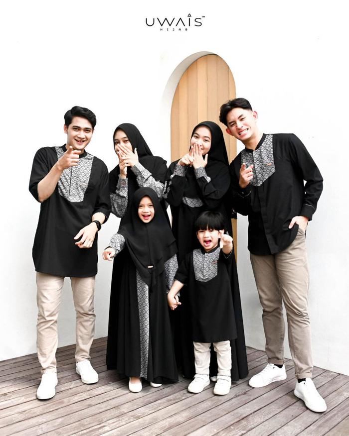 Sarimbit Lebaran Keluarga 2024 Habibie Ainun by Uwais Hijab