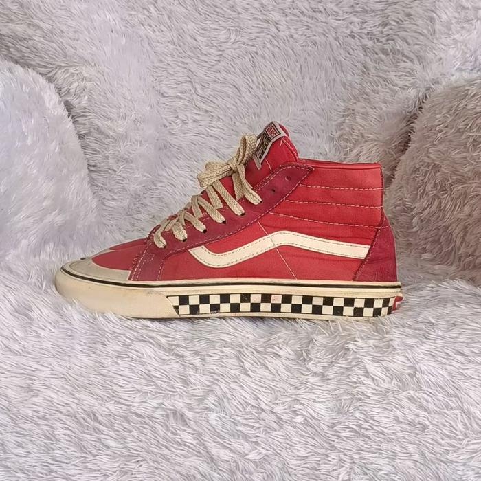 Vans style 36 decon SF high checkerboard red