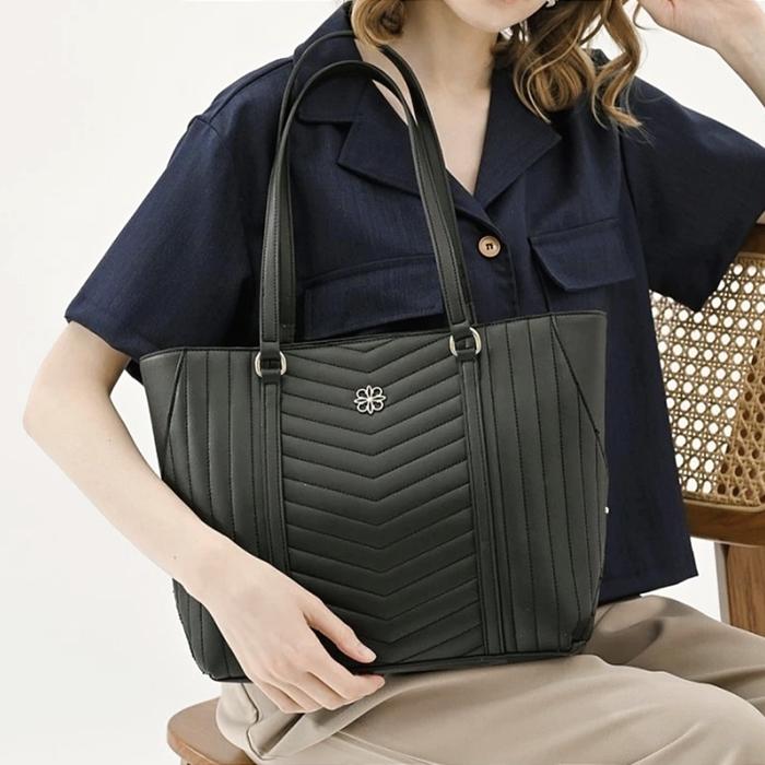 Shouler & Tote Bag Manhattan Quilted (Black) - Les Catino Original
