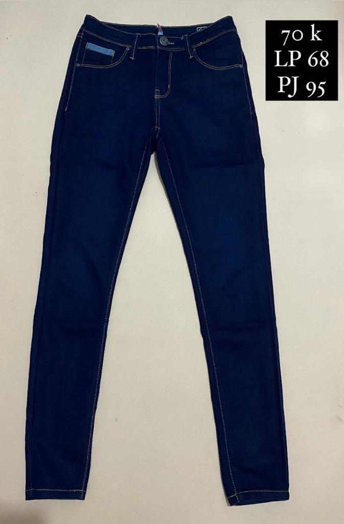 PRELOVED CELANA JEANS WANITA/ THRIFT CELANA JEANS WANITA