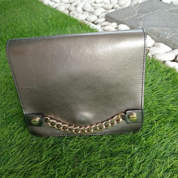 Tas DONINI original bekas pakai mulus bahan kulit asli