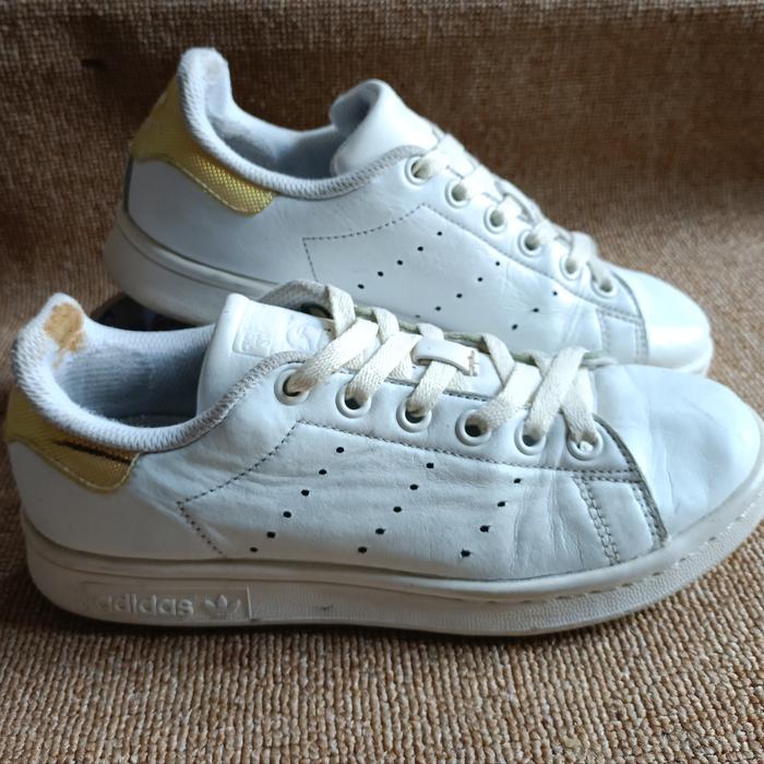 Sepatu Adidas Stan Smith