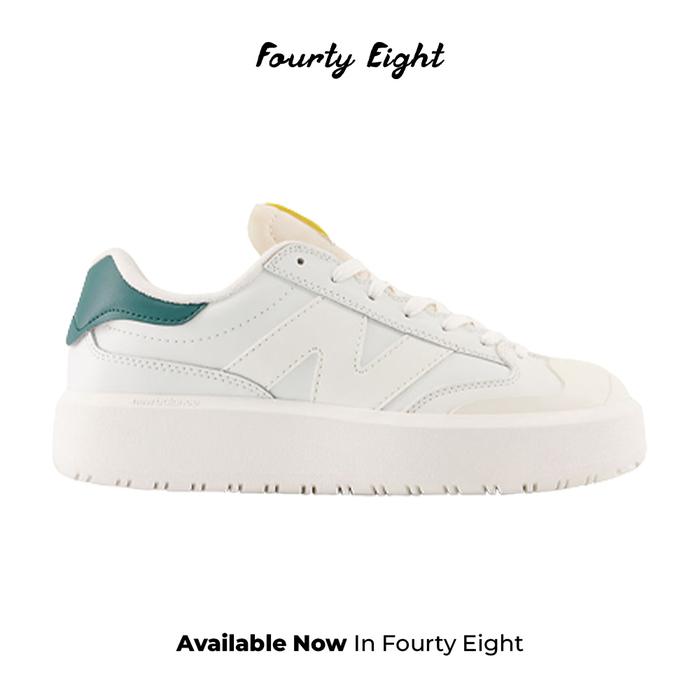 SEPATU SNEKERS UNISEX CT302 WHITE GREEN (CT302LF) ORI