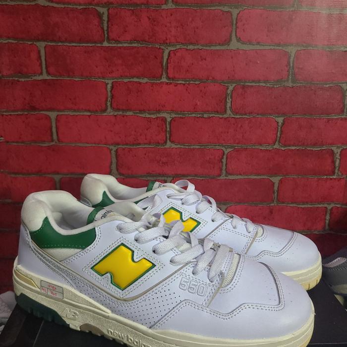 nb 550 white green