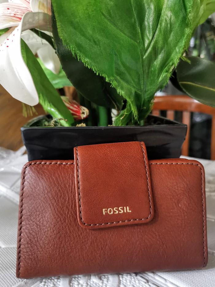 fossil madison multifunction wallet medium brown