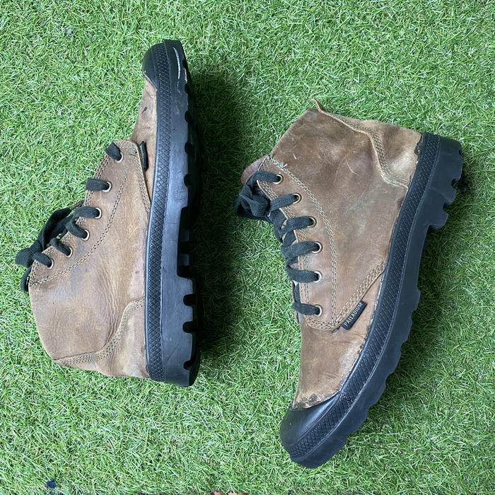 Palladium Men's Pampa Hi Leather Boot Blending combat boot preloved