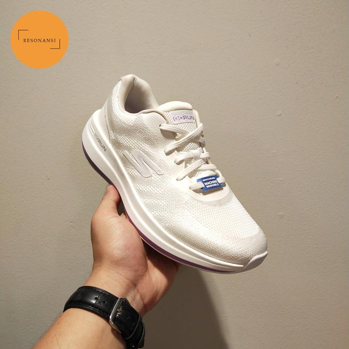 SEPATU WANITA TERBARU SKECHERS ORIGINAL SPORTS GO RUN PULSE 2.0 PUTIH