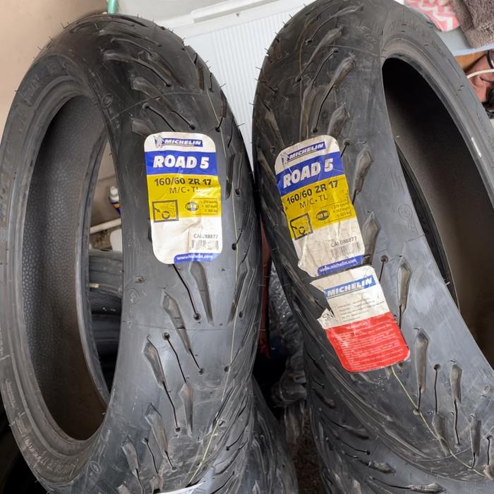 Michelin Pilot Road 5 160/60