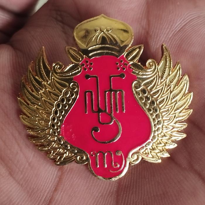 bros pin jas beskap logo kraton jogja hamengkubuwono kuningan istimewa