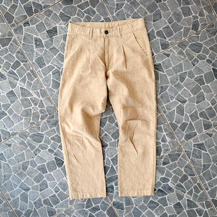 celana chino uniform bridge one tuck cotton ramie
