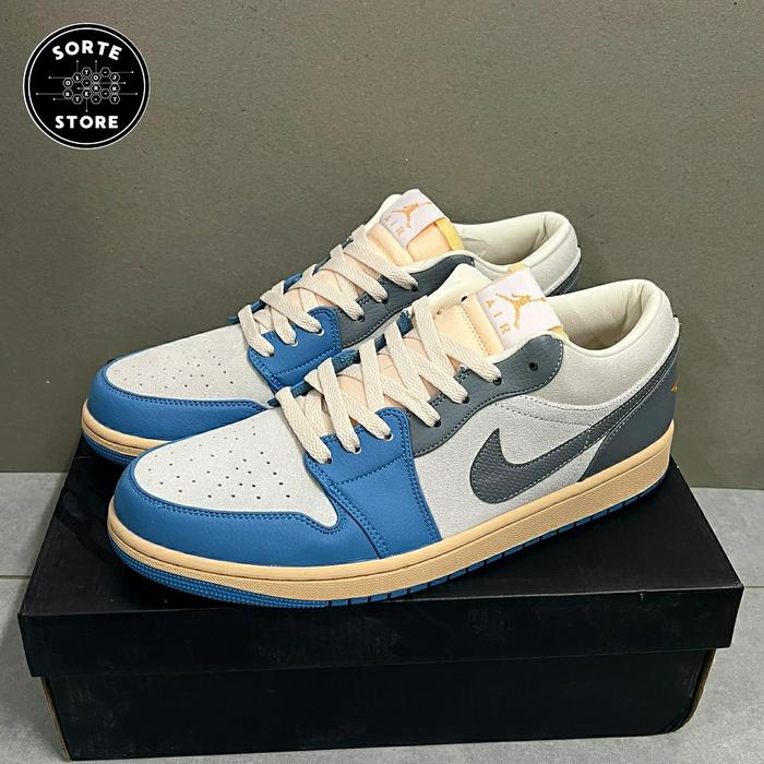 SEPATU PRIA AJ 1 LOW UNC VINTAGE GREY UNIVERSITY BLUE art DZ5376-469
