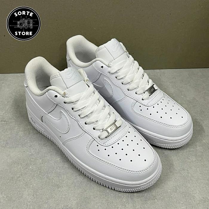 SEPATU UNISEX AF 1 LOW TRIPLE WHITE art 315115-112