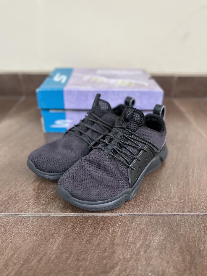 Sepatu Pria - Sepatu Skechers Memory Foam | Size Ukuran 43 | Black Hitam | SKECHERS GO WALK EVOLUTIO