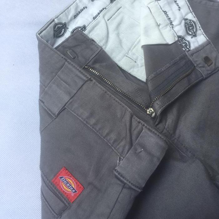 Celana Dickies Size 30 fit 32