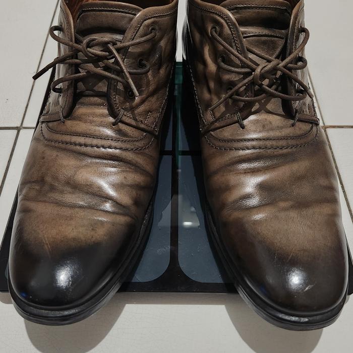 Sepatu John Varvatos size 10