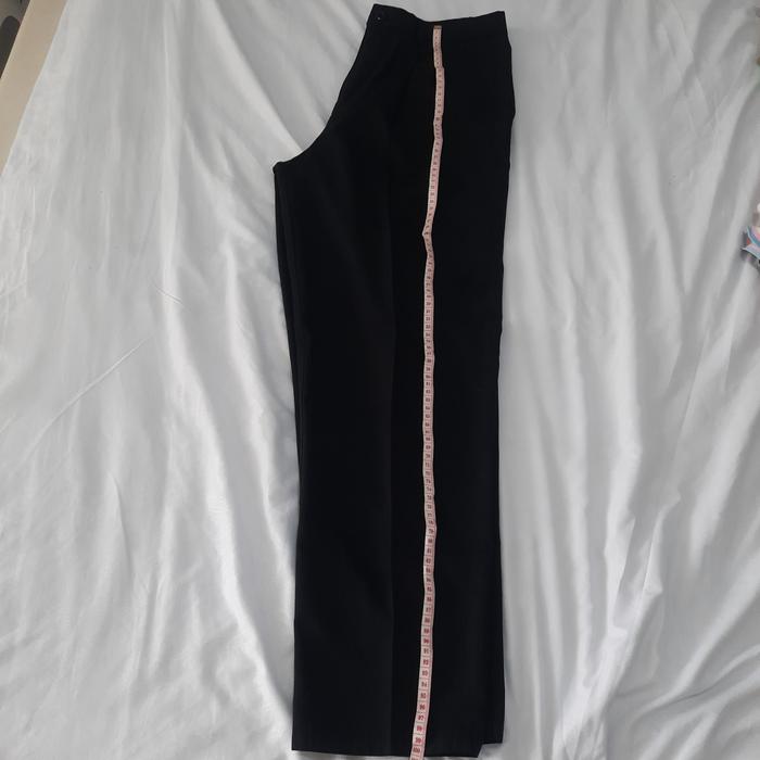celana pria seken sesuai gambar warna hitam merk beenzxsibel uk 30