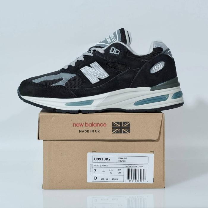 NB 991v2  black