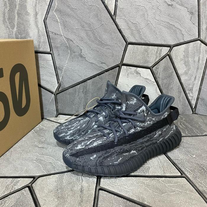 Yeezy 350 V2 MX Dark Salt
