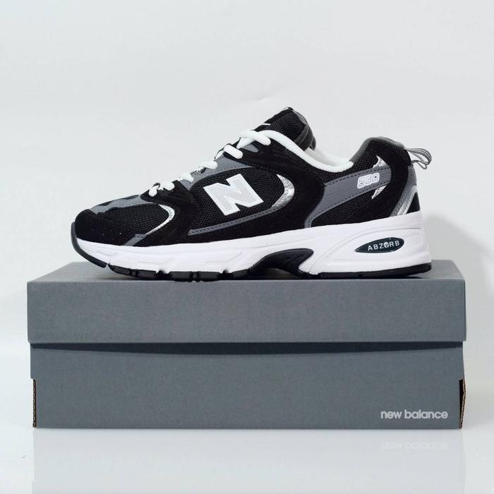 Sepatu NB 530 "Black Magnet"