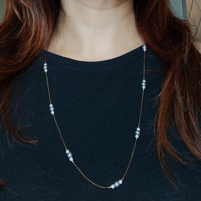 Vintage Avon Grey Faux Pearl Gold Tone Long Necklace Kalung A953