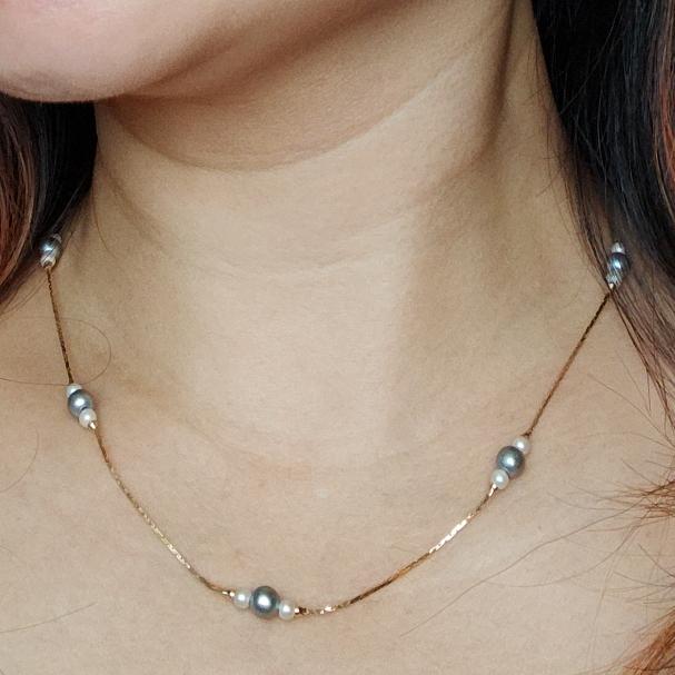 Vintage Avon Dainty Grey Faux Pearl Gold Tone Necklace Kalung A952