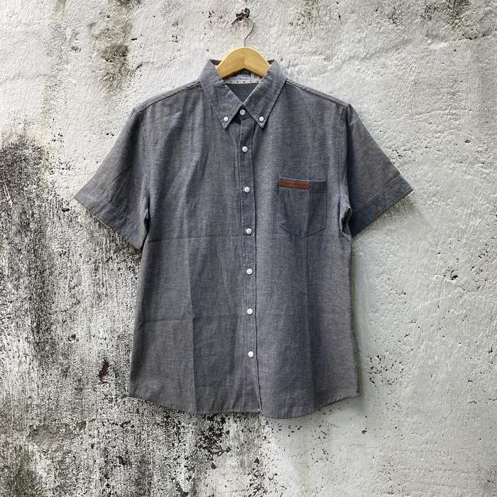Kemeja JBOOM - Size XL fit M - Baju